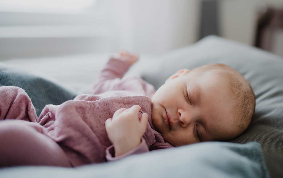 Short Baby Naps Explained: What’s Really Causing the Problem