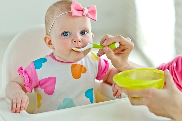 Why Your Baby’s Feeding Routine May Be Ruining Sleep