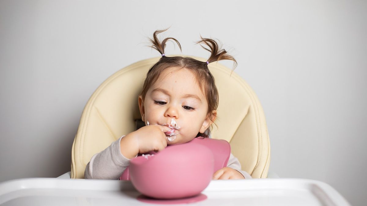 The Ultimate Guide to Feeding and Sleep Routines for Babies