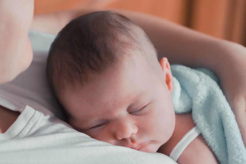 Baby Sleep Patterns at Night: What’s Normal and What’s Not