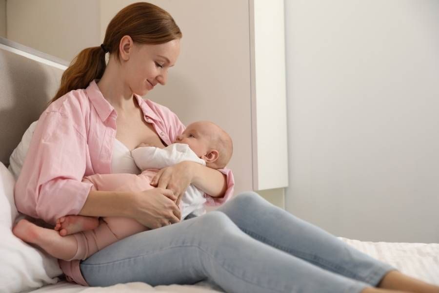 How I Survived the Hardest Weeks of Breastfeeding as a First-Time Mom